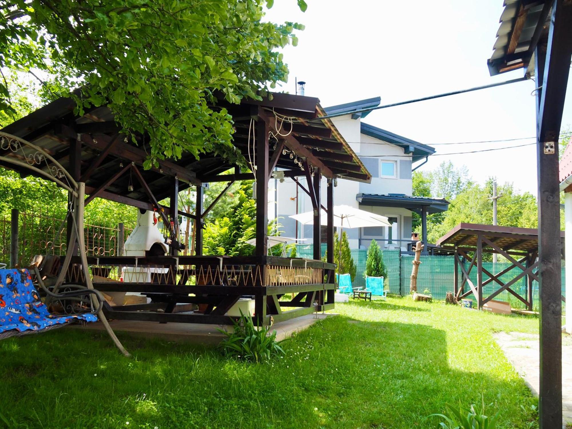 Holiday House Valiug Exterior photo